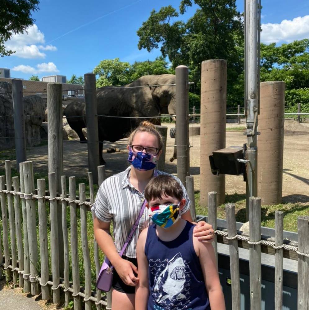 Meet your Posher, Ella